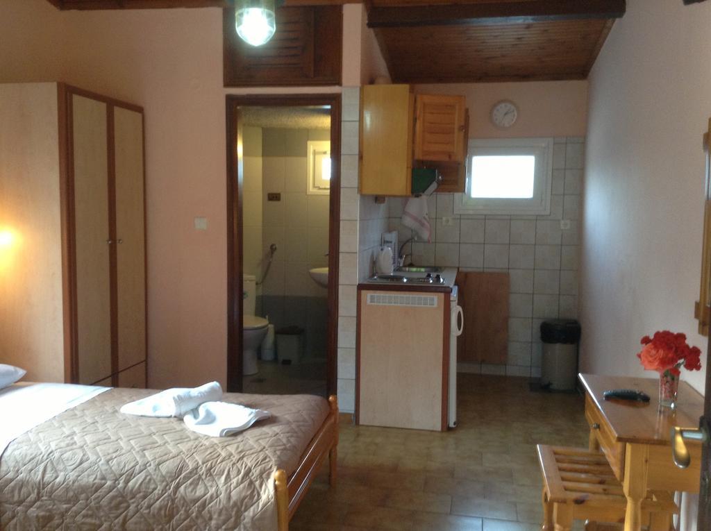 Studios Lalu Skiathos Town Ngoại thất bức ảnh