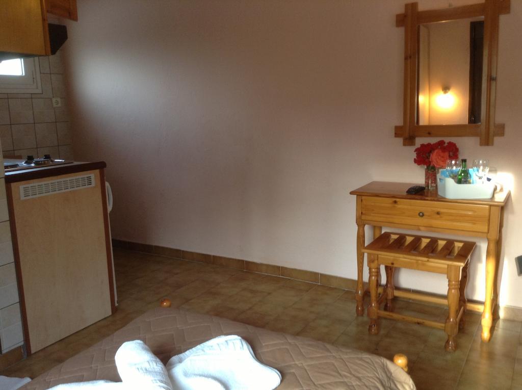 Studios Lalu Skiathos Town Ngoại thất bức ảnh